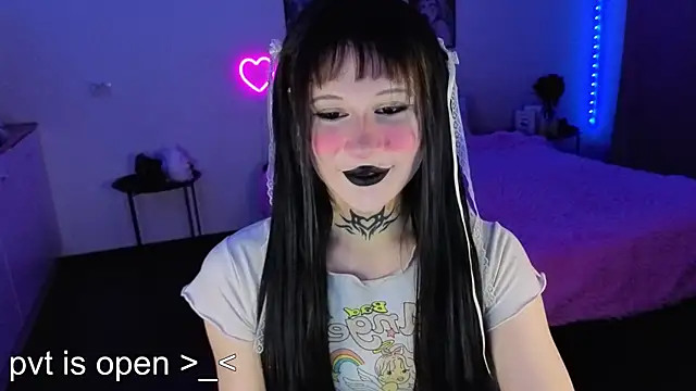 your little eva online show from September 10, 2025, 5:46 pm