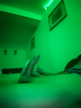 Snapshot of MrThomas31 chatting on March 13, 2026, 6:20 am MrThomas31 online show from March 13, 2026, 6:20 am