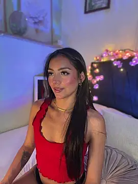 im-isabella online show from May 15, 2026, 11:23 pm