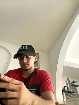 Snapshot of Jhossua_ chatting on September 23, 2025, 6:44 pm Jhossua  online show from September 23, 2025, 6:44 pm