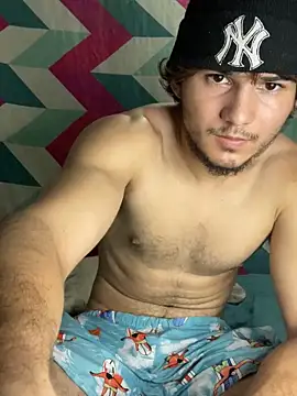 Snapshot of Jhossua_ chatting on October 4, 2025, 3:15 am Jhossua  online show from October 4, 2025, 3:15 am