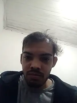 Snapshot of GuilhermeYuree chatting on November 1, 2025, 12:56 am GuilhermeYuree online show from November 1, 2025, 12:56 am