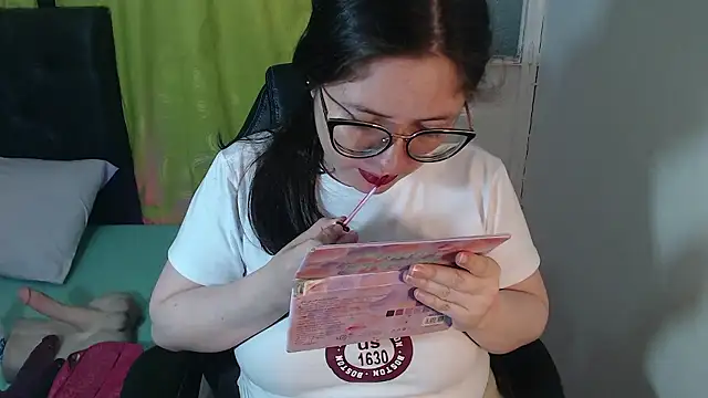 KrystalAdams online show from January 8, 2026, 12:18 pm