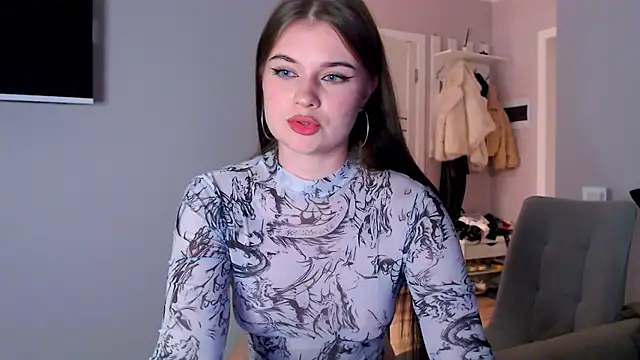 AlexaButttler online show from November 7, 2025, 8:42 pm