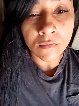 Snapshot of srtsara chatting on April 25, 2026, 12:30 pm srtsara online show from April 25, 2026, 12:30 pm