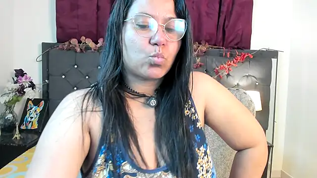 sofia sorceress5 online show from November 16, 2025, 1:11 am
