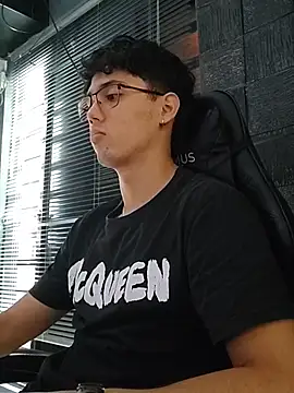 jacobs shelby online show from November 7, 2025, 1:33 pm