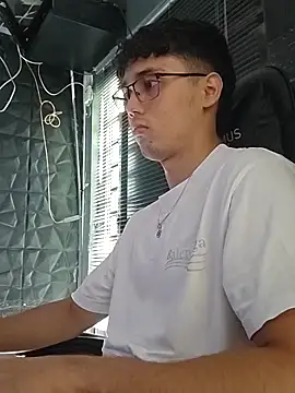 jacobs shelby online show from November 22, 2025, 2:05 pm