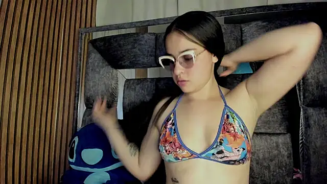 Snapshot of Cherry__Hot chatting on September 18, 2025, 10:34 pm Cherry Hot online show from September 18, 2025, 10:34 pm
