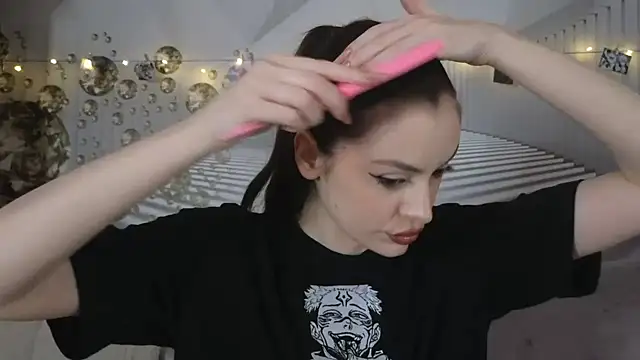 Snapshot of EvoletteLouLou chatting on March 18, 2026, 3:04 pm EvoletteLouLou online show from March 18, 2026, 3:04 pm