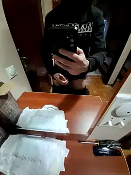 Snapshot of busters32 chatting on March 20, 2026, 4:45 pm busters32 online show from March 20, 2026, 4:45 pm