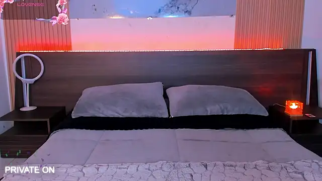 Snapshot of samanthaa_moon chatting on June 23, 2026, 12:41 am samanthaa moon online show from June 23, 2026, 12:41 am