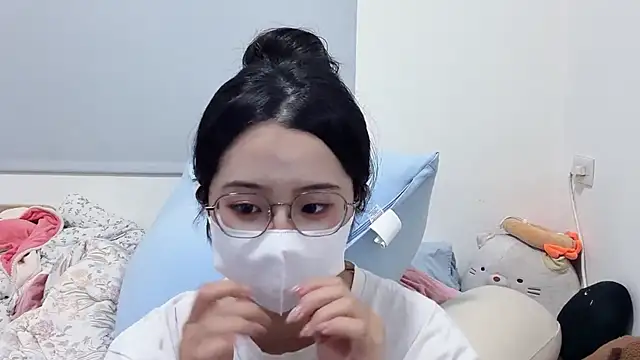 LHeart online show from May 28, 2026, 1:52 pm