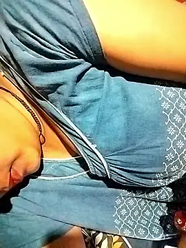 ranisingh1234 online show from September 22, 2025, 2:57 am