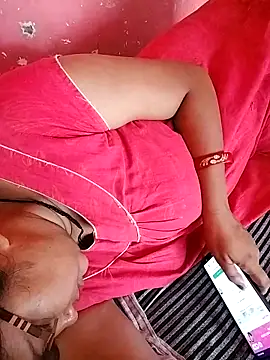 ranisingh1234 online show from September 24, 2025, 3:32 am