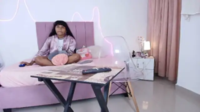 Andre lezcano online show from February 5, 2026, 9:19 pm