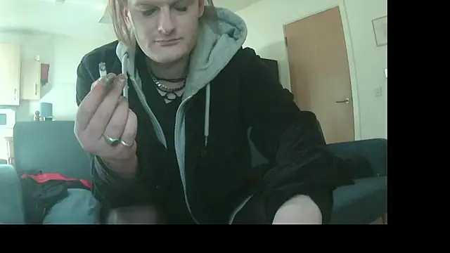 avamaxwell online show from April 3, 2026, 4:16 pm