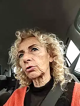 clarabell4 online show from March 31, 2026, 7:09 am