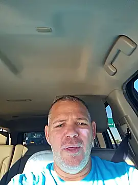 cubanitofeliz40 online show from January 7, 2026, 1:35 pm