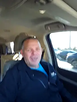 cubanitofeliz40 online show from February 9, 2026, 1:59 pm