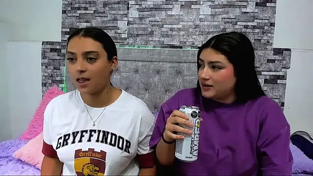 nicolexxaleja online show from November 12, 2025, 8:08 pm