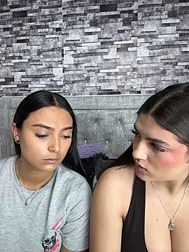 nicolexxaleja online show from January 17, 2026, 7:17 pm