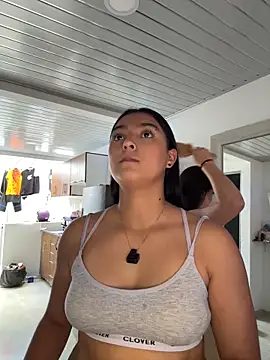 nicolexxaleja online show from February 23, 2026, 9:23 pm