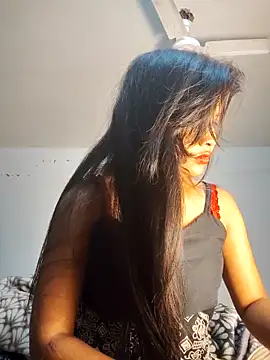 Snapshot of cute_radhikaa chatting on February 5, 2026, 4:17 am cute radhikaa online show from February 5, 2026, 4:17 am