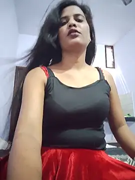 cute radhikaa online show from May 22, 2026, 8:21 am