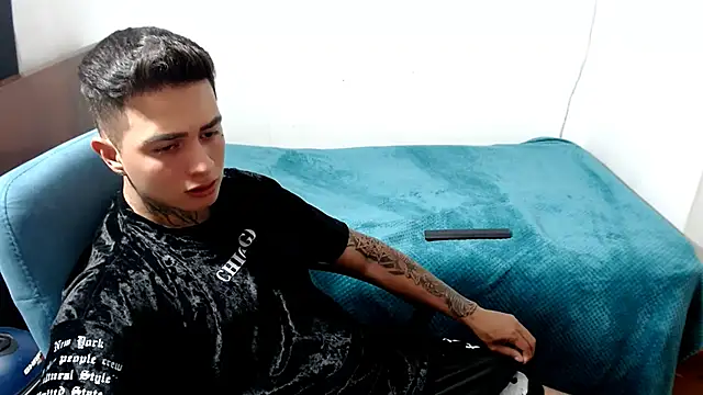 santii ss online show from October 5, 2025, 11:35 pm