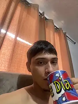 hot boy 04 online show from October 6, 2025, 3:20 pm