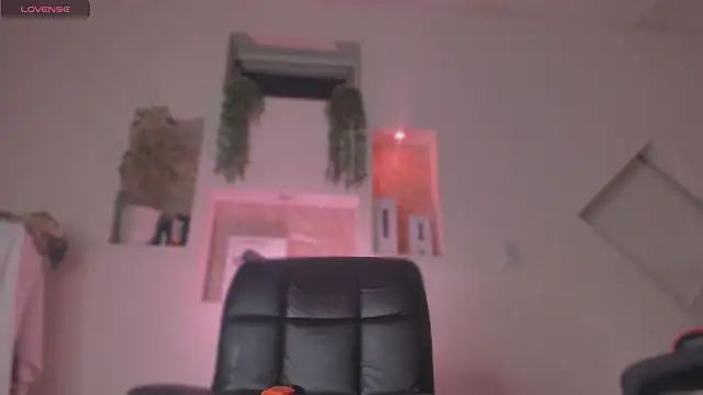 Snapshot of Chloe_cooperr chatting on September 23, 2025, 2:36 am Chloe cooperr online show from September 23, 2025, 2:36 am