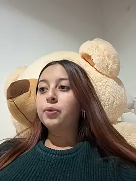 Snapshot of esmeralda_diamond69 chatting on February 4, 2026, 4:29 am esmeralda diamond69 online show from February 4, 2026, 4:29 am