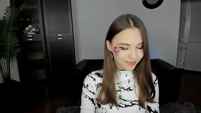 EllaCurtis online show from October 5, 2025, 6:06 pm