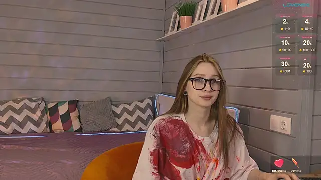 Snapshot of Vikki_wyye chatting on October 14, 2025, 6:47 am Vikki wyye online show from October 14, 2025, 6:47 am