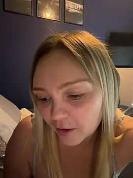 Snapshot of Star-36 chatting on February 21, 2026, 12:39 pm Star-36 online show from February 21, 2026, 12:39 pm