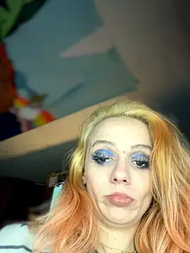 Snapshot of HodgeVibes chatting on February 23, 2026, 7:50 am HodgeVibes online show from February 23, 2026, 7:50 am