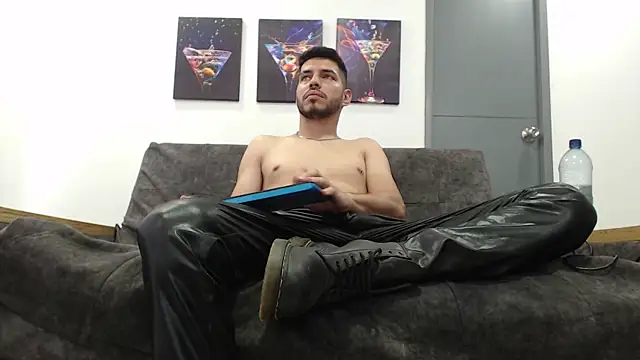 mackdaniels online show from February 12, 2026, 8:04 pm