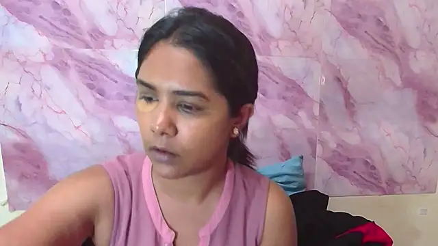 Snapshot of IndiaSexyStripper4u chatting on November 14, 2025, 6:06 pm IndiaSexyStripper4u online show from November 14, 2025, 6:06 pm