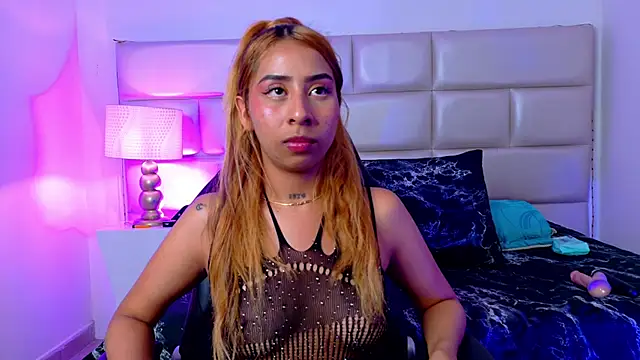 Snapshot of laila_stilwiills chatting on September 12, 2025, 12:55 am laila stilwiills online show from September 12, 2025, 12:55 am