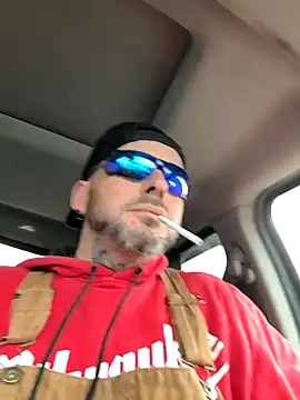 Snapshot of ontarioman401 chatting on November 21, 2025, 8:07 pm ontarioman401 online show from November 21, 2025, 8:07 pm