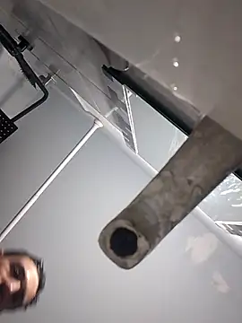 bigandstrong2217 online show from February 11, 2026, 11:21 pm