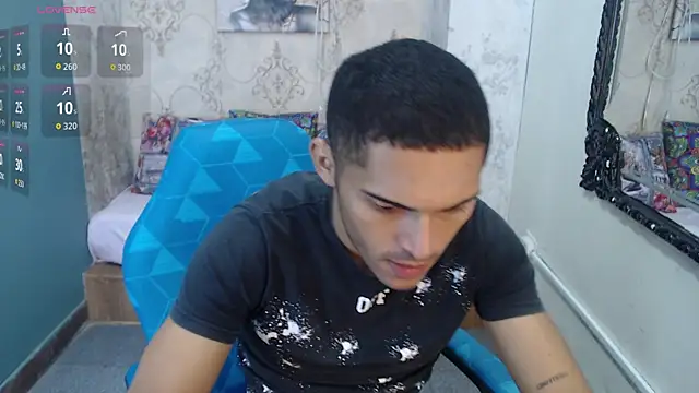 Derek Storm  online show from November 4, 2025, 10:36 am