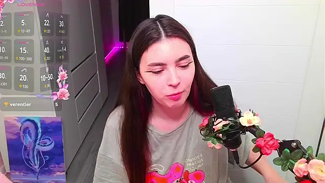 Snapshot of peachyness chatting on February 20, 2026, 5:02 pm peachyness online show from February 20, 2026, 5:02 pm