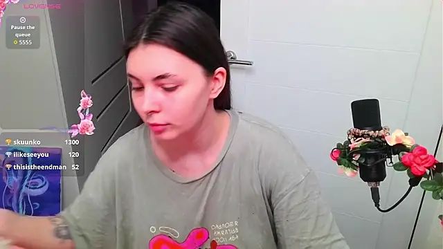 Snapshot of peachyness chatting on February 22, 2026, 10:19 pm peachyness online show from February 22, 2026, 10:19 pm