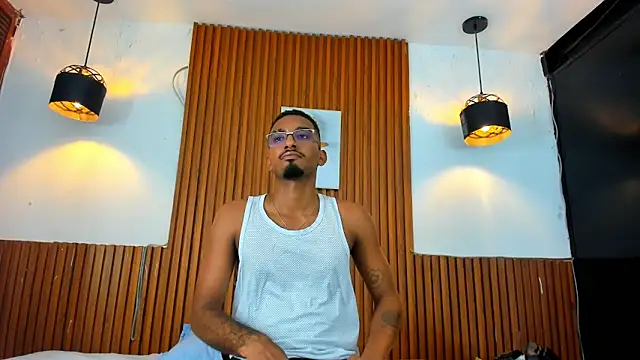 Darwin mayo online show from October 27, 2025, 5:39 pm