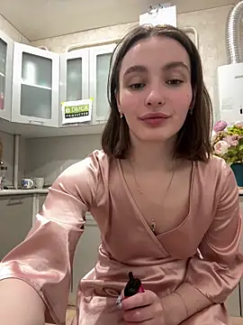 ZariaFlame online show from April 14, 2026, 10:38 pm