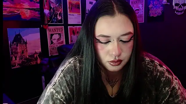 Ravendark  online show from February 11, 2026, 7:08 pm