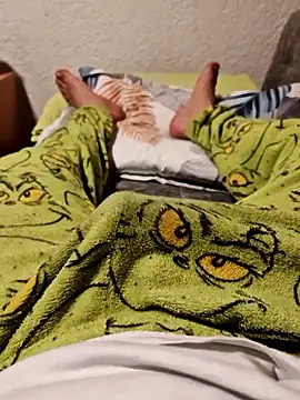 Livian69557 online show from April 6, 2026, 9:38 pm