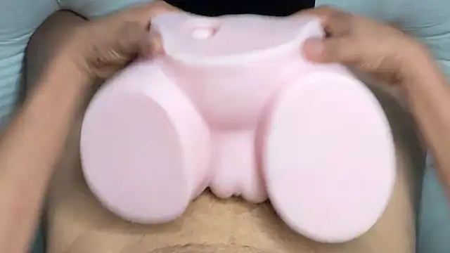 Snapshot of Loveandsex93 chatting on September 13, 2025, 8:25 am Loveandsex93 online show from September 13, 2025, 8:25 am